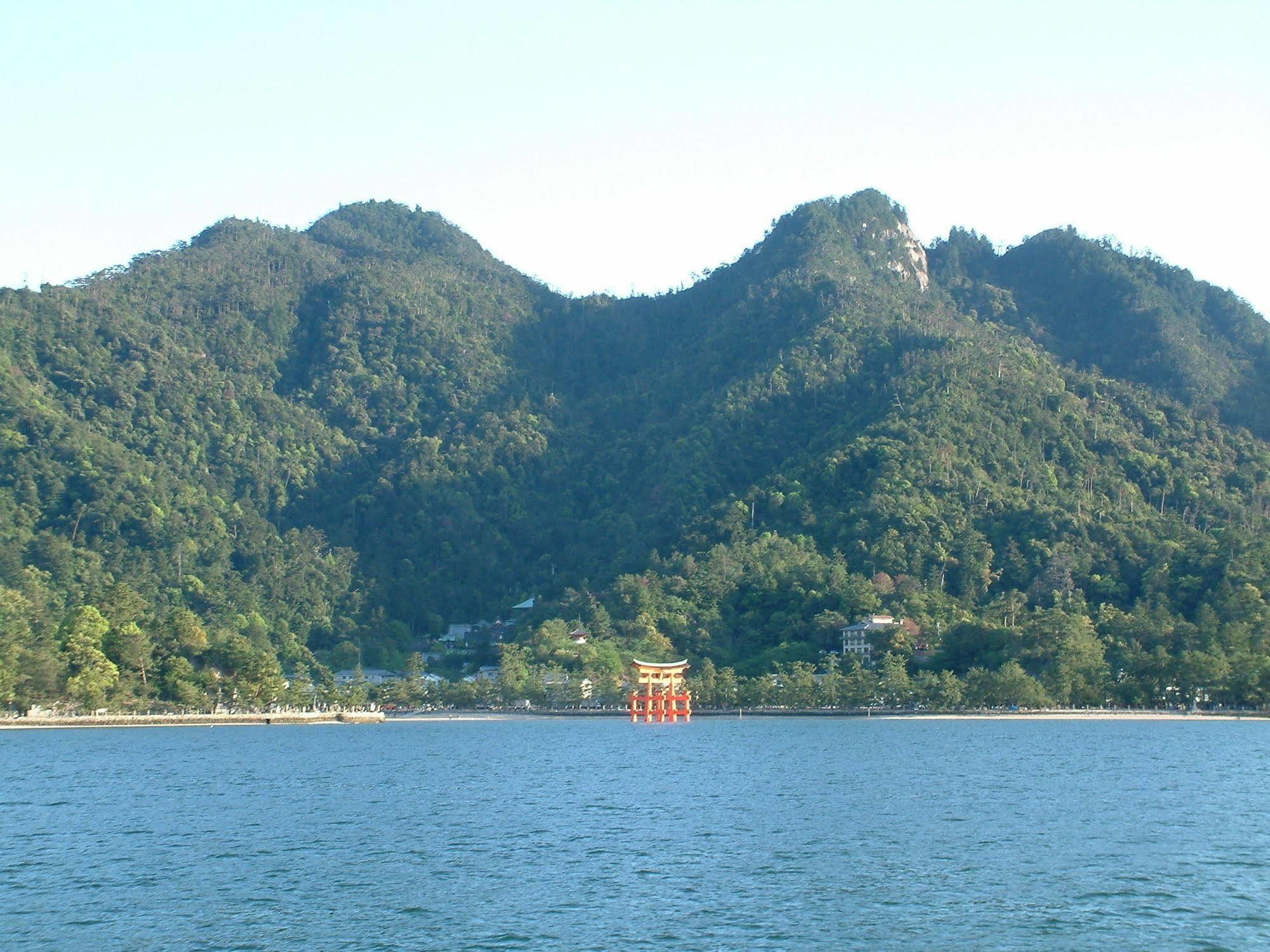 Miyajima Hotel Makoto Hatsukaichi Exterior photo